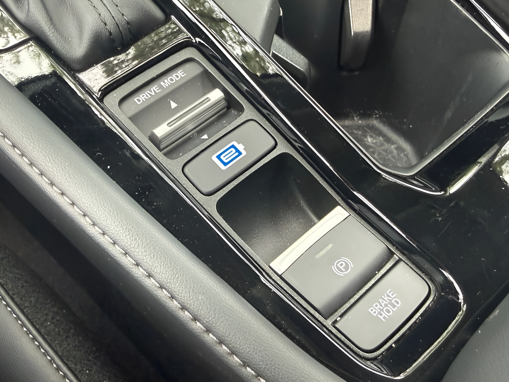 Used 2024 Gray Honda Touring image 31