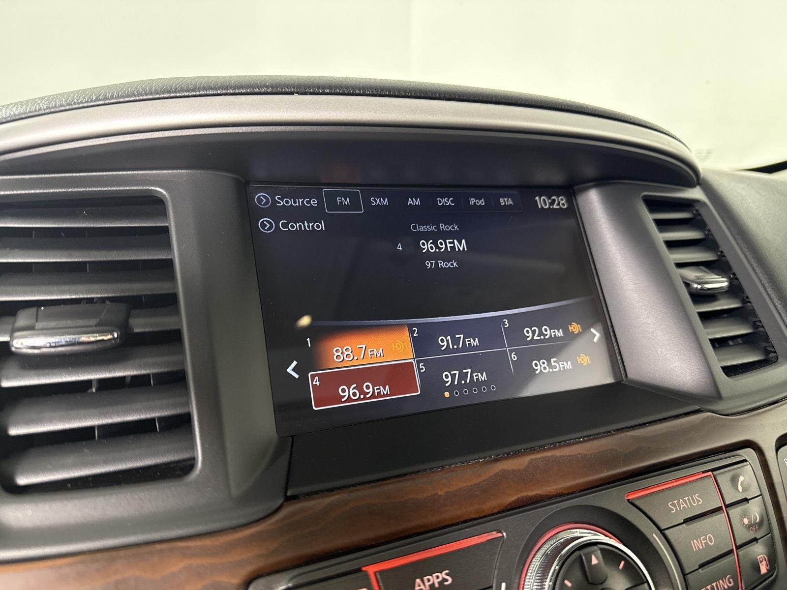 Used 2019 Caspian Blue Metallic Nissan Platinum image 20
