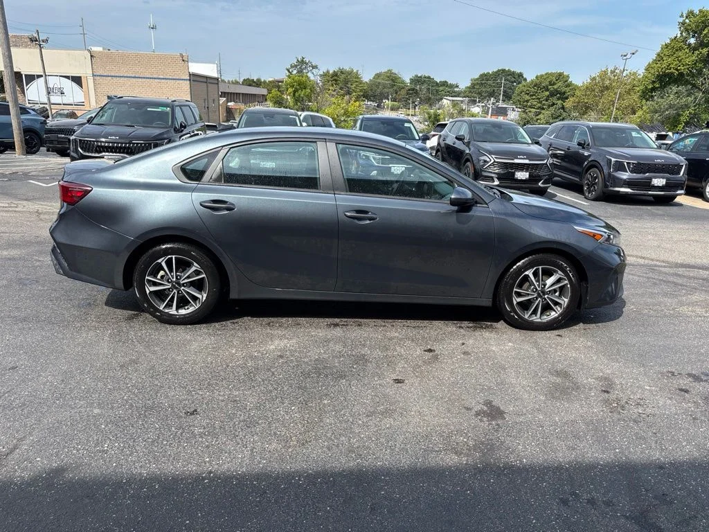 Used 2024 Gravity Gray Kia LXS image 2