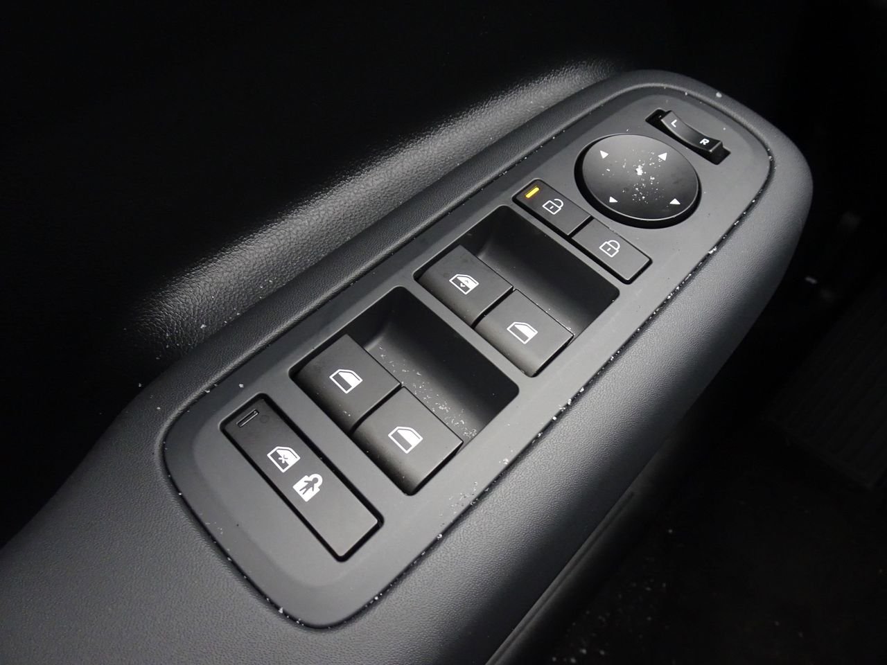 New 2026 Gray Hyundai SE image 19