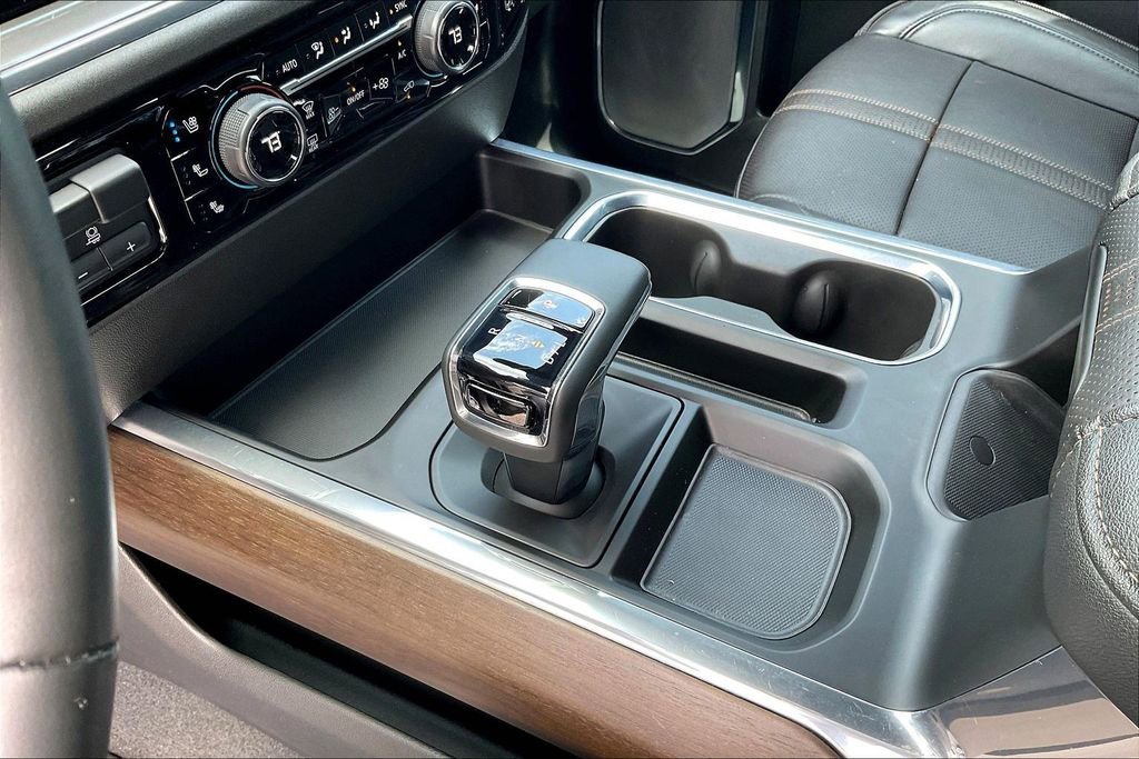 Used 2024 Dark Ash Metallic Chevrolet High Country image 15