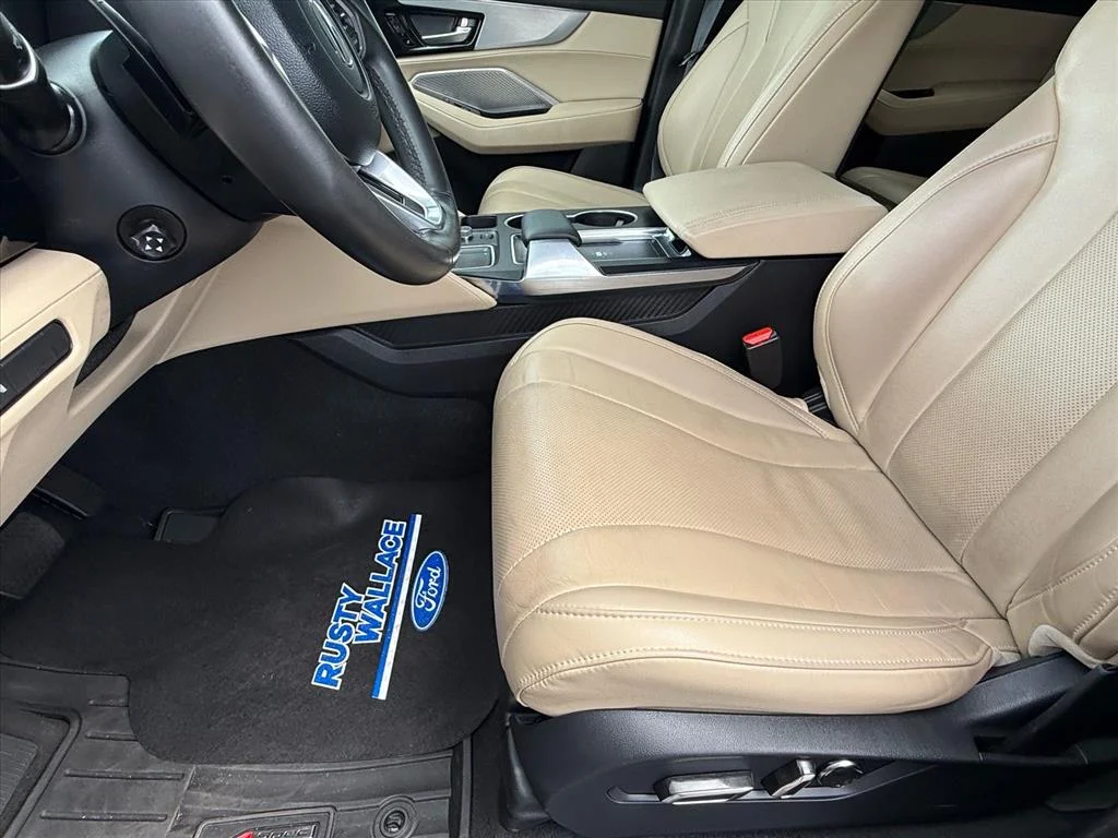 Used 2024 Black Acura Technology image 14