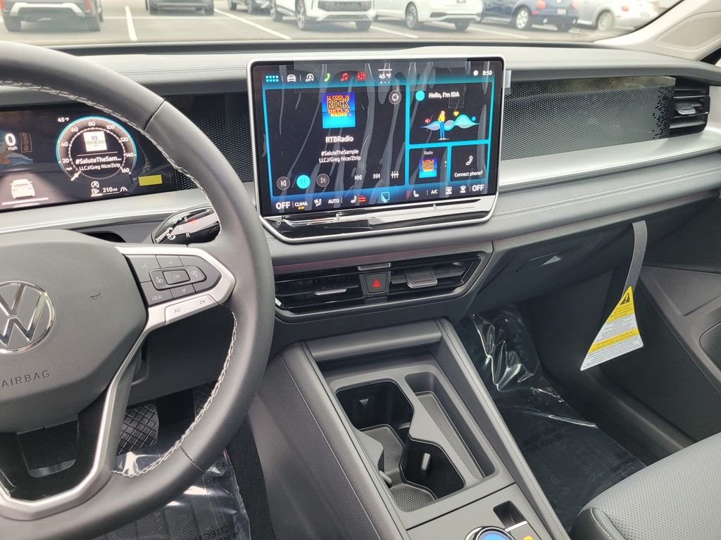 New 2026 Black Volkswagen 2.0T SE image 18