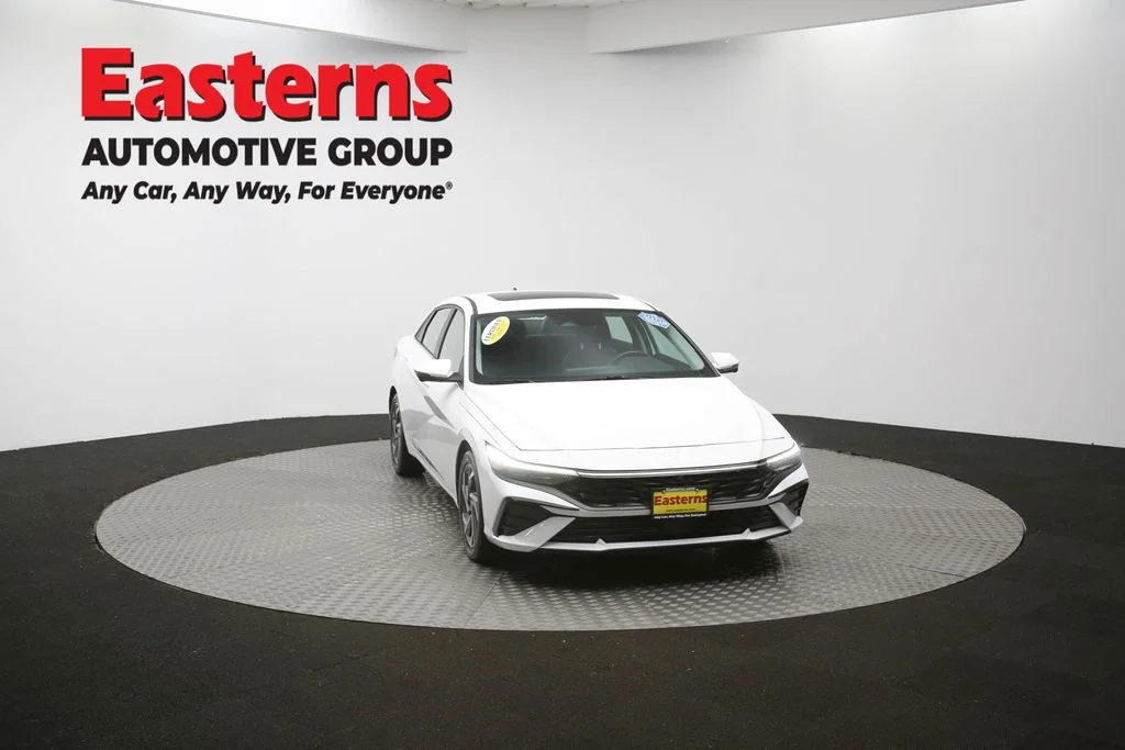 Used 2024 White Hyundai Limited image 51