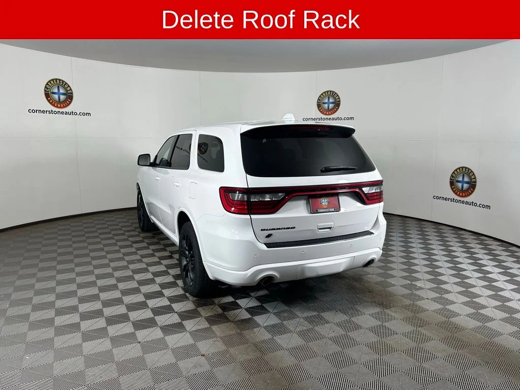 Used 2022 White Dodge SXT image 22