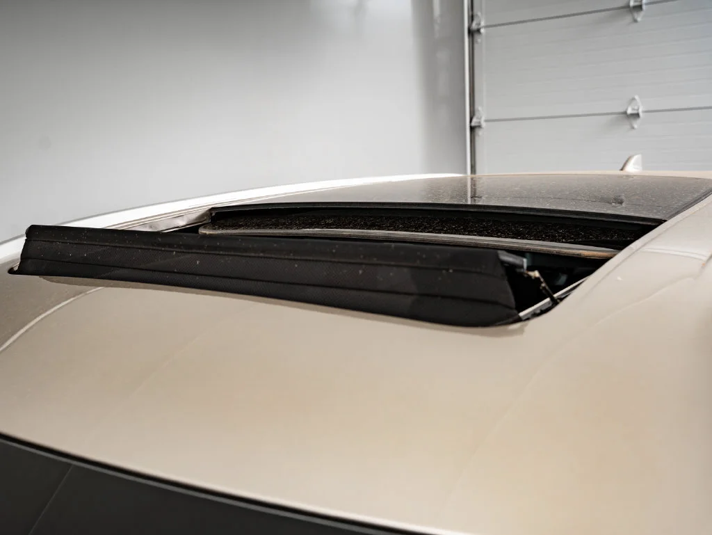 Used 2025 Warm Titanium INFINITI LUXE image 14