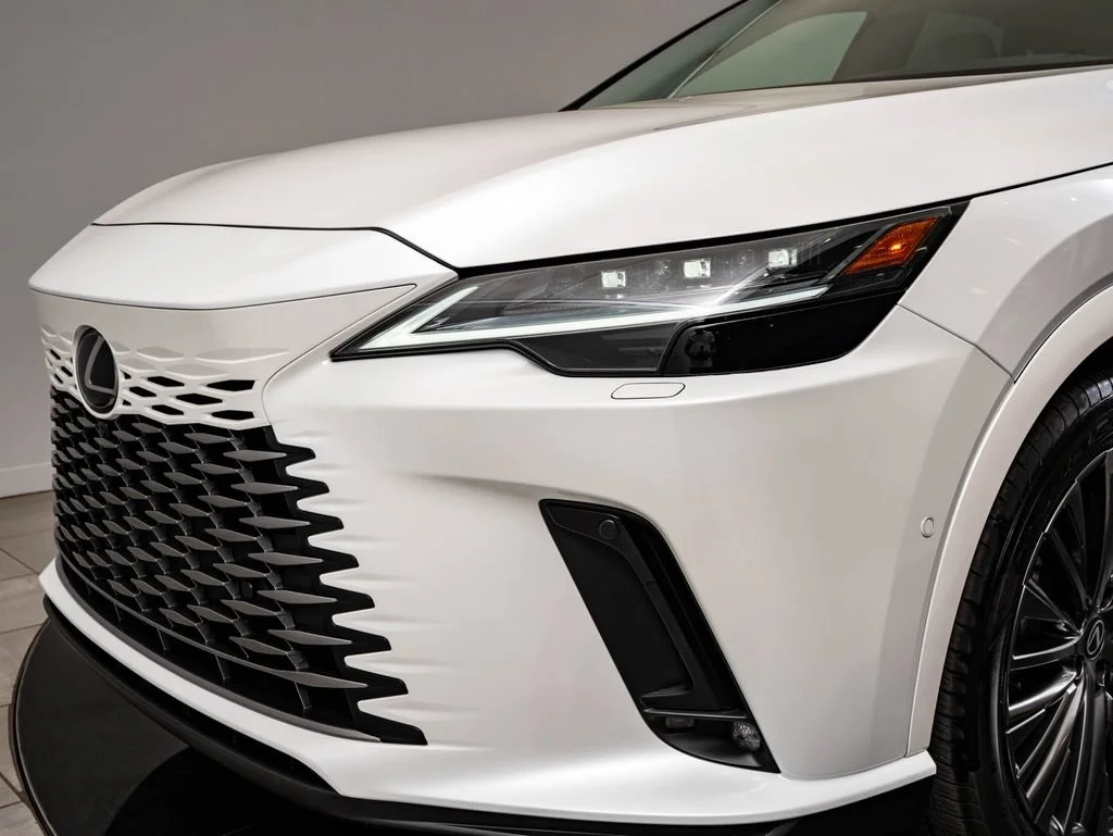 Certified Used 2026 Eminent White Pearl Lexus 350h Luxury image 3