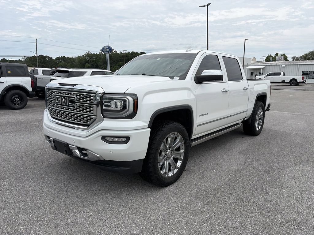 Used 2017 White GMC Denali image 2