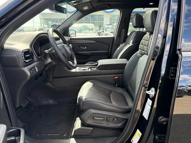 2026 Honda Pilot Black Edition - Photo 15