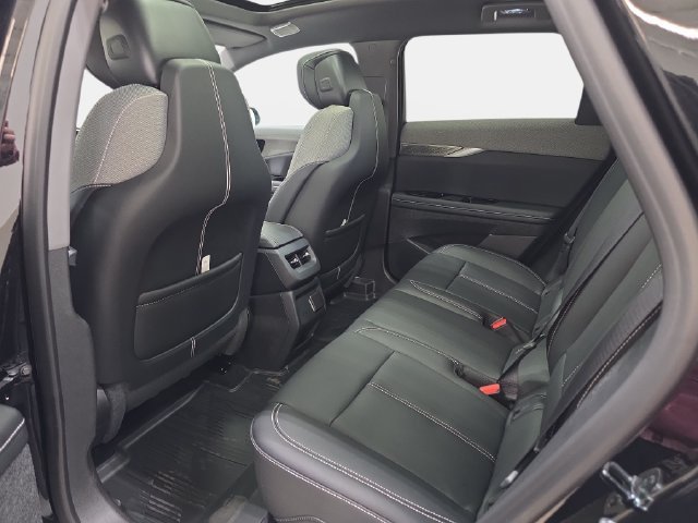 2027 Cadillac OPTIQ Sport - Photo 10