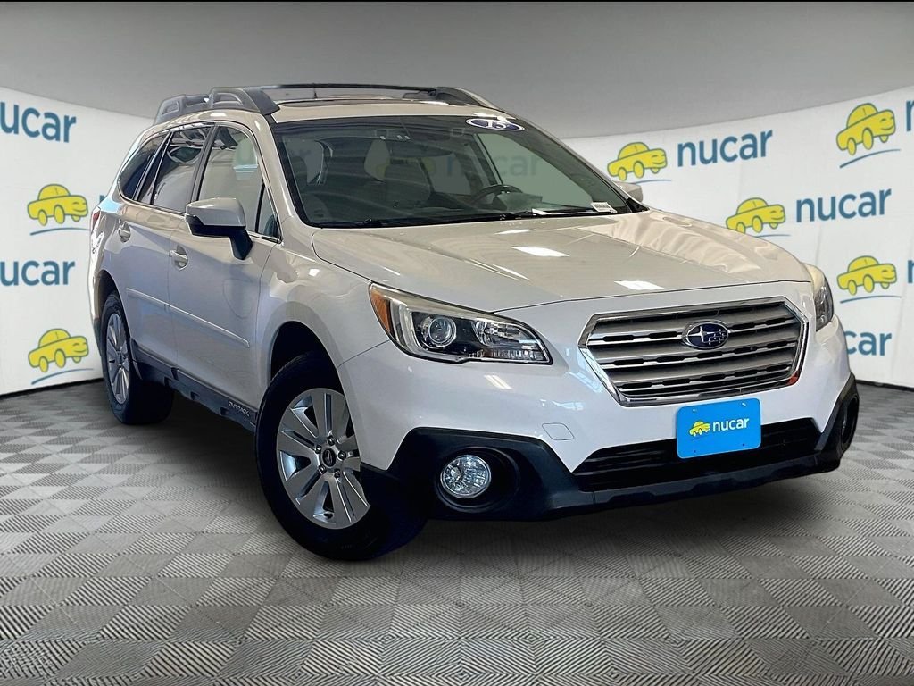 Used 2015 White Subaru 2.5i Premium image 1