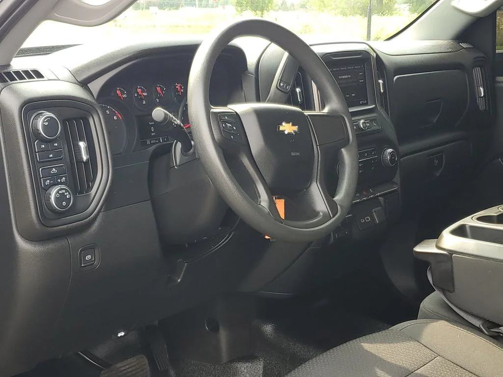 Certified Used 2022 Black Chevrolet Work Truck image 6