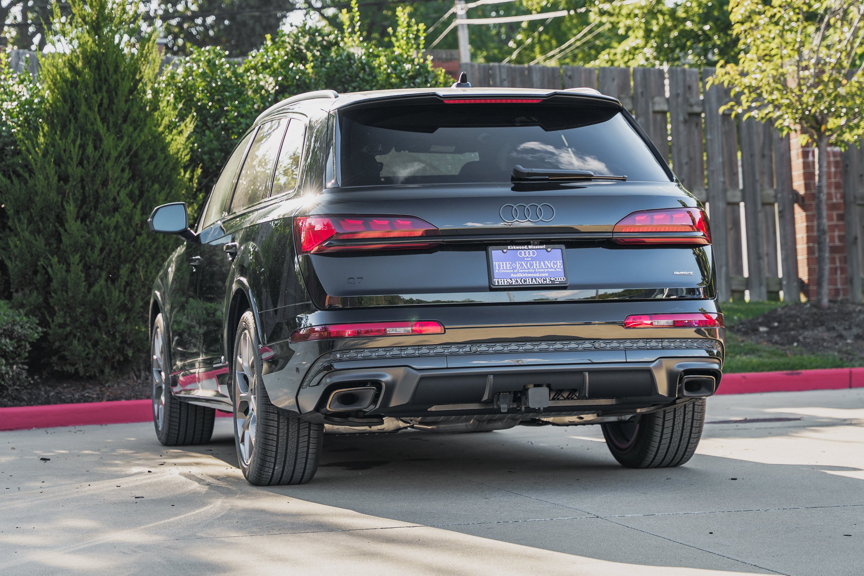 New 2026 MYTHOS BLACK Audi  image 4