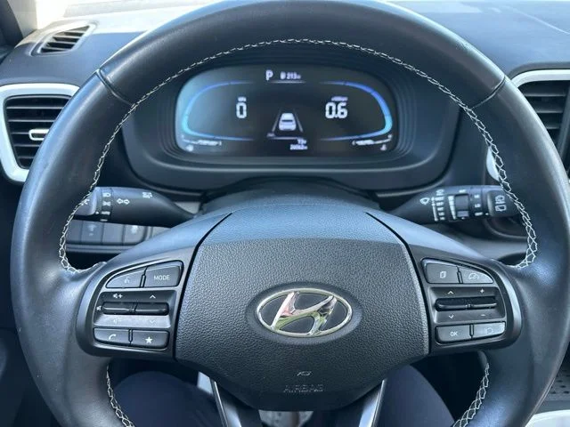 Used 2024 Lunar White Hyundai Limited image 17