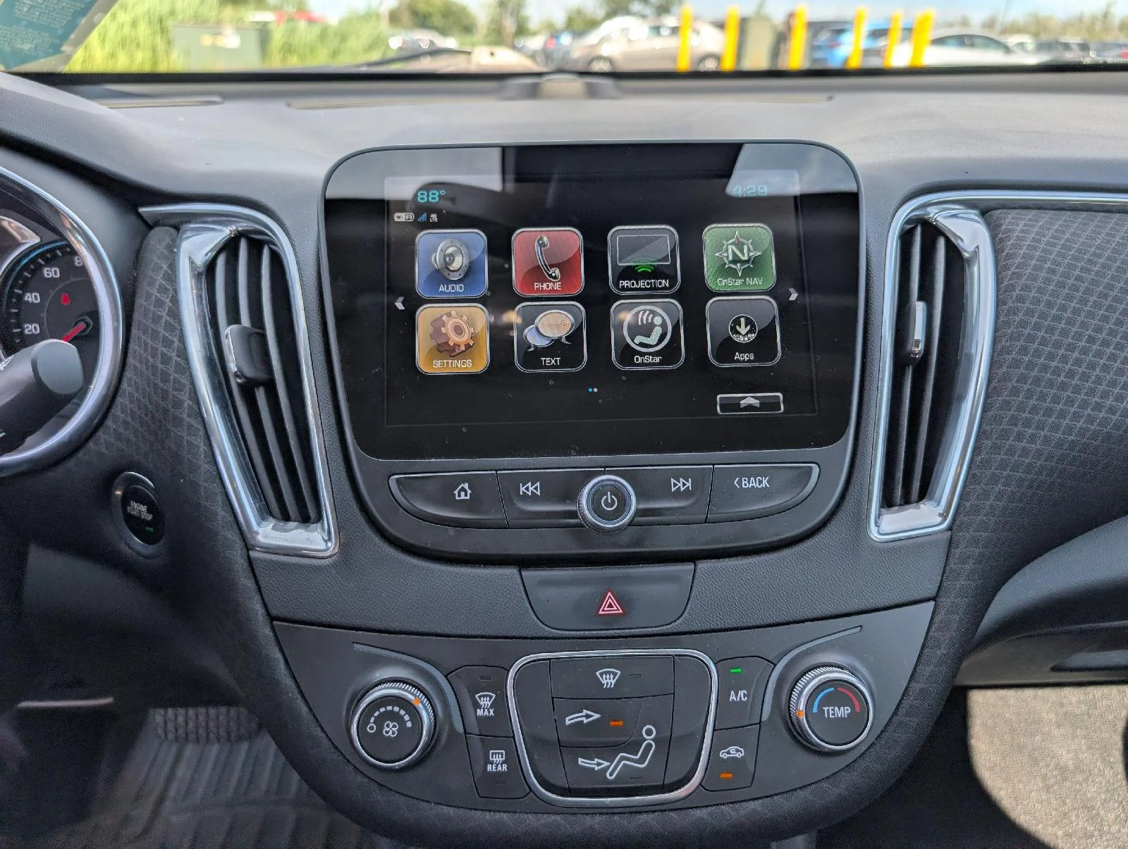 Used 2018 SANDY RIDGE METALLIC Chevrolet LT image 17