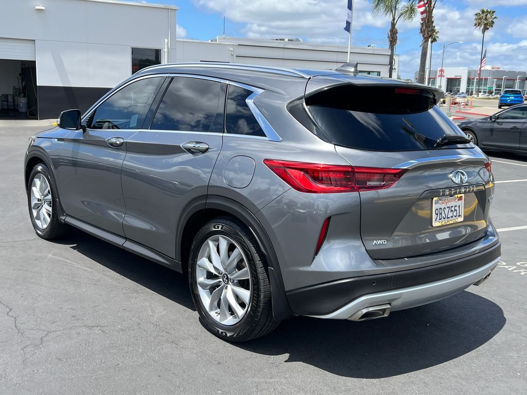 Used 2020 Gray INFINITI LUXE image 9