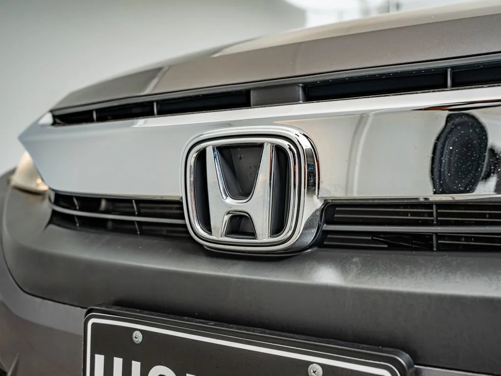 Used 2017 Gray Honda EX-L image 12