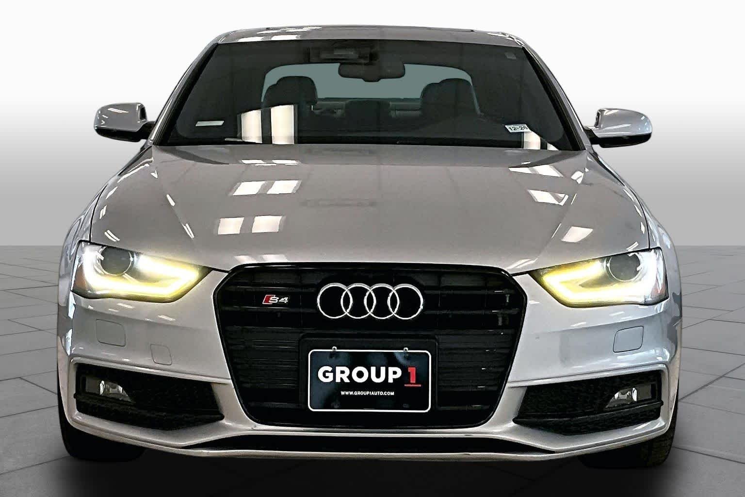 Used 2016 Florett Silver Metallic Audi Premium Plus image 3