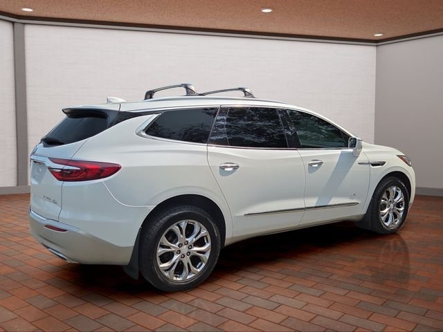 Used 2018 White Frost Buick Avenir image 3