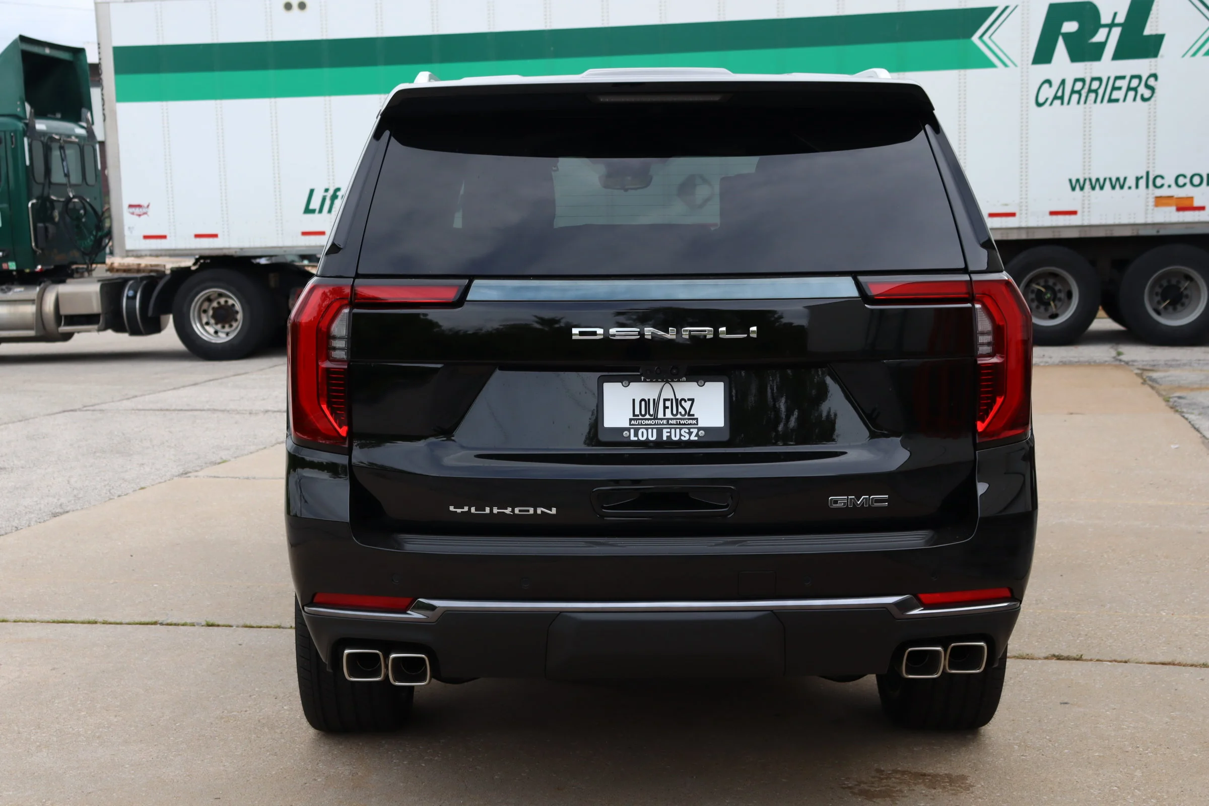 New 2026 Onyx Black GMC Denali Ultimate image 6