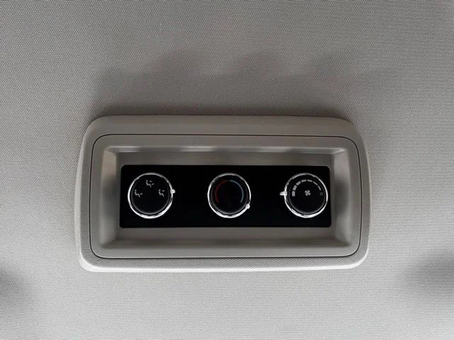 Used 2020 Red Dodge SE image 23