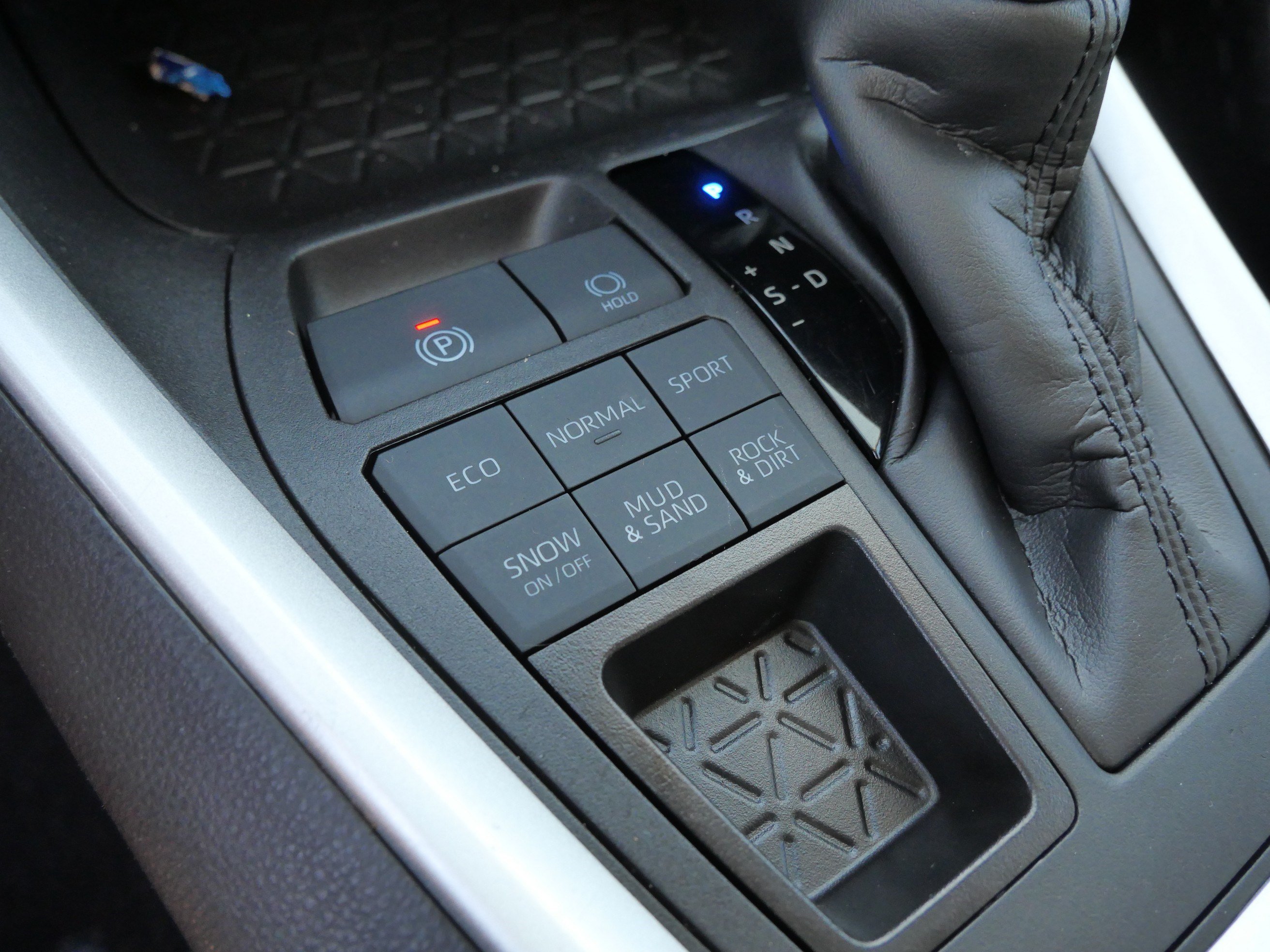 Certified Used 2024 Magnetic Gray Metallic Toyota LE image 30