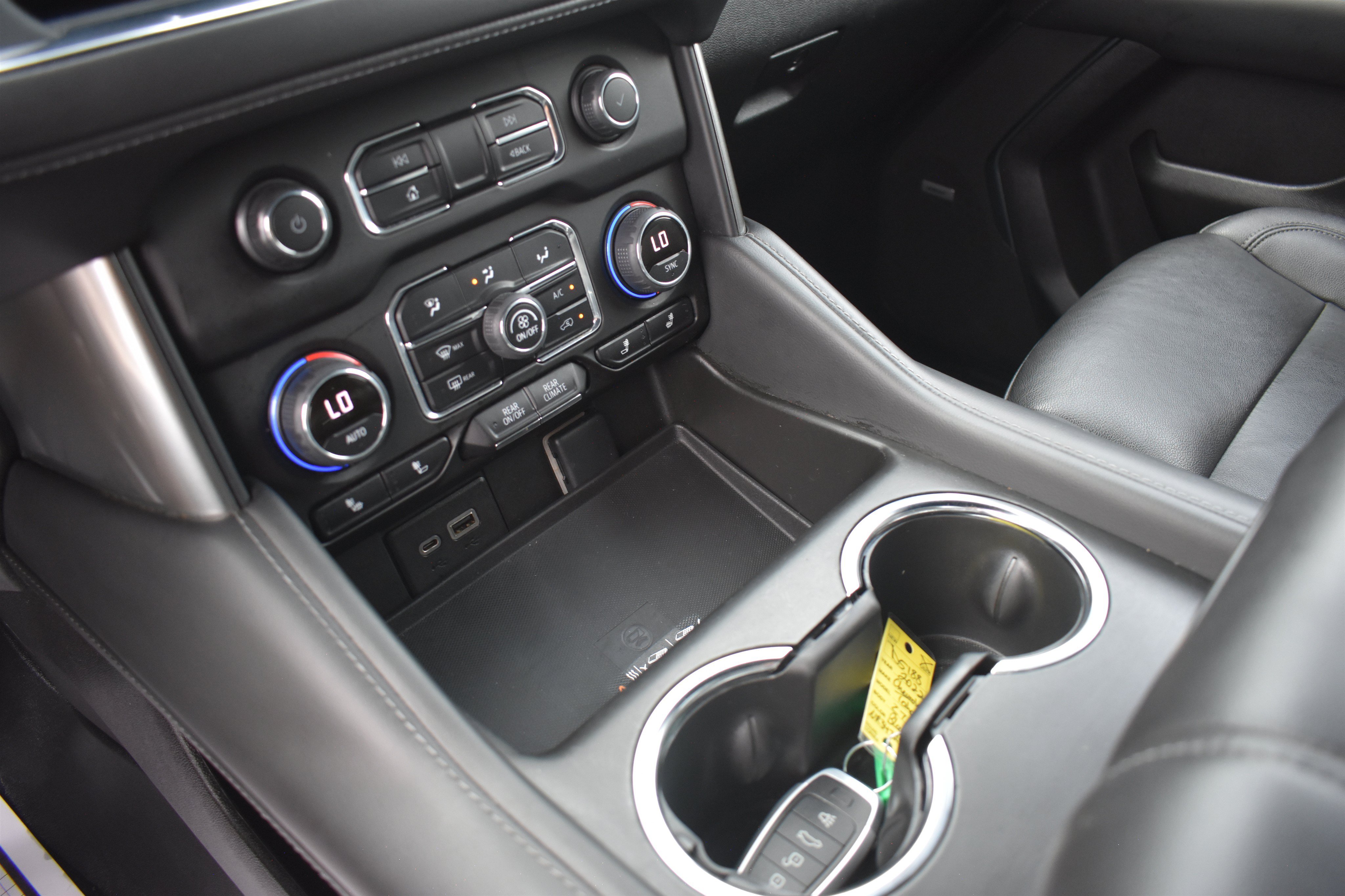Used 2022 Dark Ash Metallic Chevrolet Z71 image 26