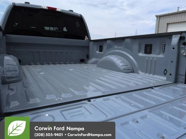 New 2026 Glacier Gray Metallic TriCoat Ford Lariat image 28