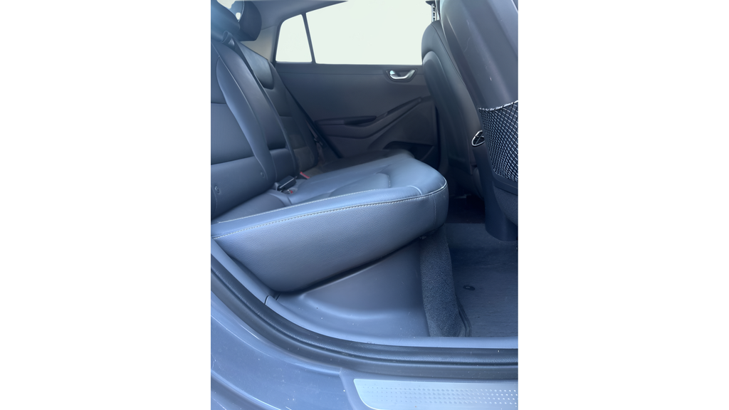 Used 2018 Summit Gray Hyundai Limited image 14