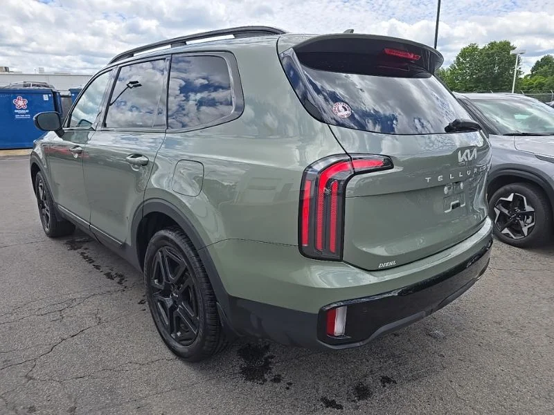 Used 2024 Green Kia EX X-Line image 6