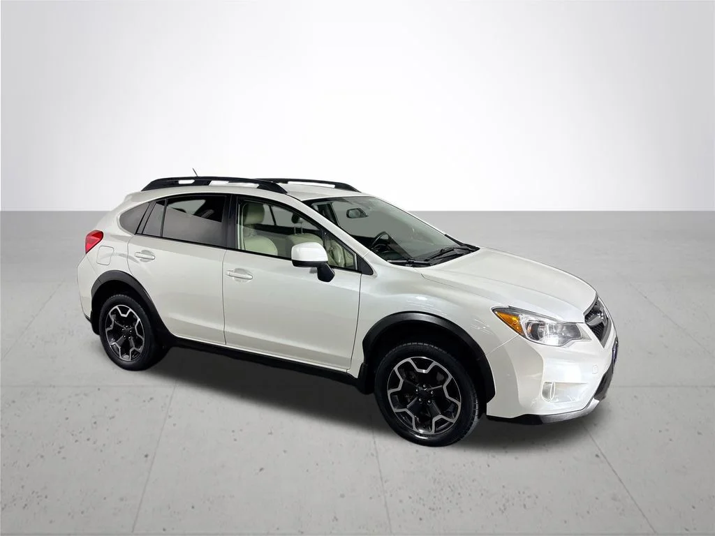 Used 2014 White Subaru 2.0i Limited image 4