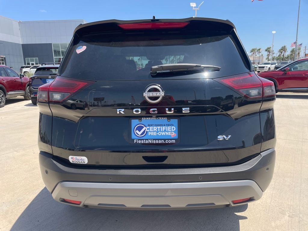 Used 2023 Black Nissan SV image 4