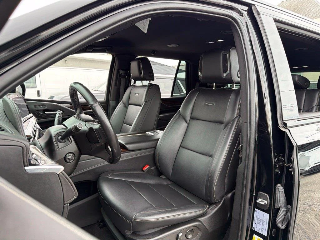 2023 Cadillac Escalade Luxury - Photo 37