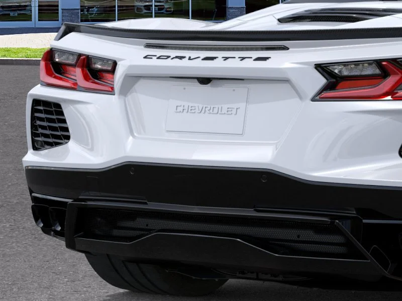 New 2027 Arctic White Chevrolet 2LT image 14