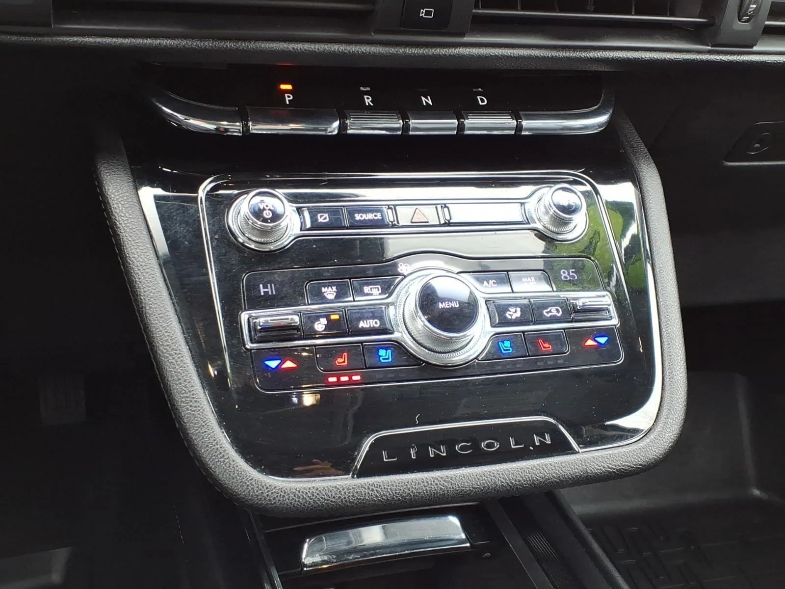 Used 2020 Ingot Silver Lincoln Reserve image 11