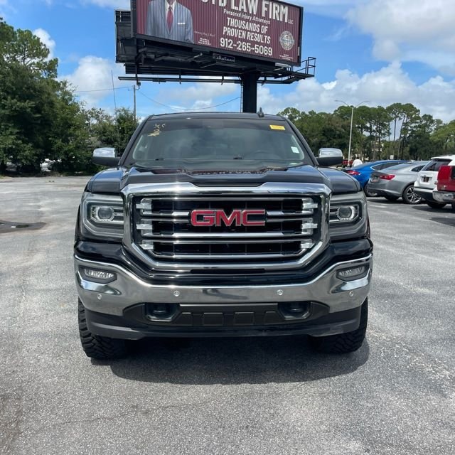 Used 2018 Black GMC SLT image 16