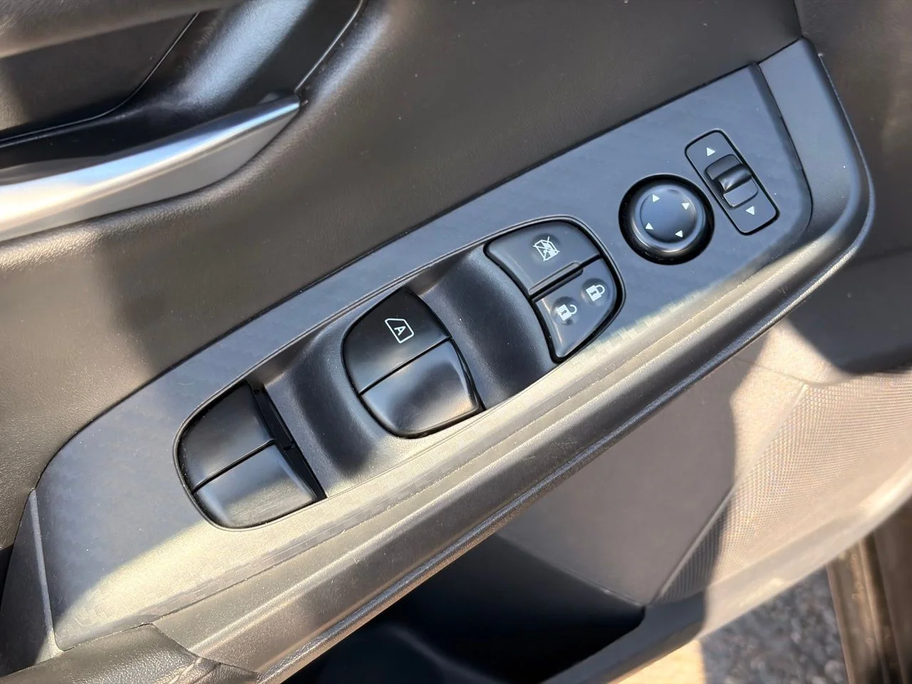 Used 2024 Super Black Nissan SV image 20