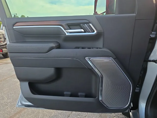 Used 2026 Silver GMC Denali image 28