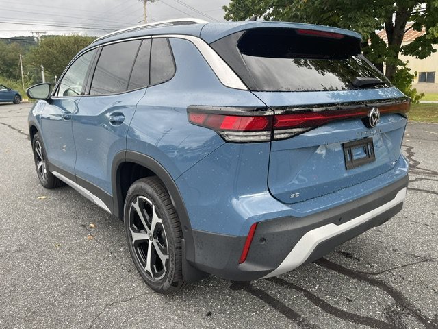 New 2026 Monterey Blue Pearl Volkswagen 2.0T SE image 2