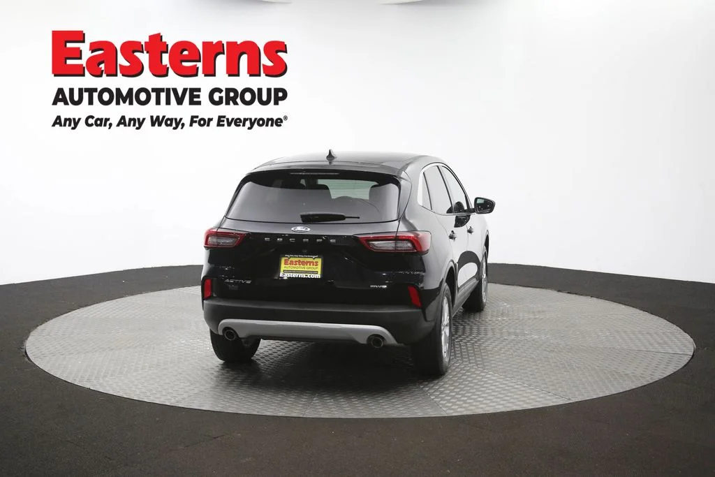 Used 2023 Black Ford Active image 38