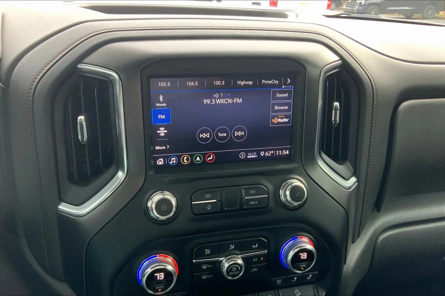 Used 2020 Summit White GMC AT4 image 29