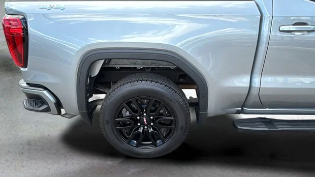 Used 2024 Silver GMC Elevation image 35