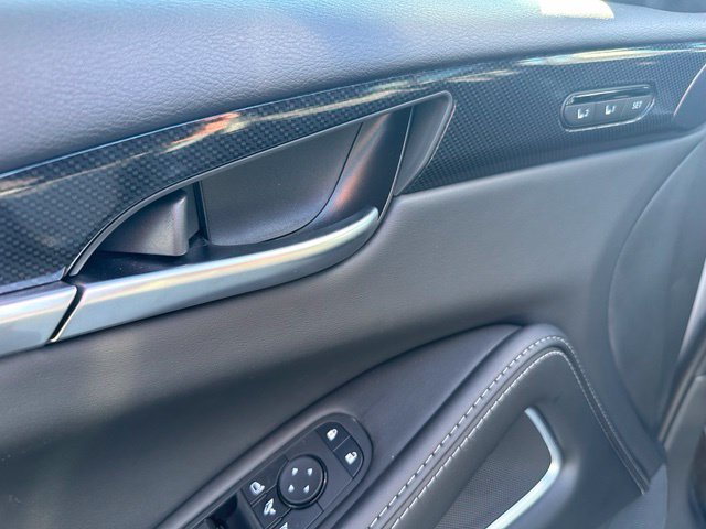 New 2027 Obsidian Black INFINITI Sport AWD image 18