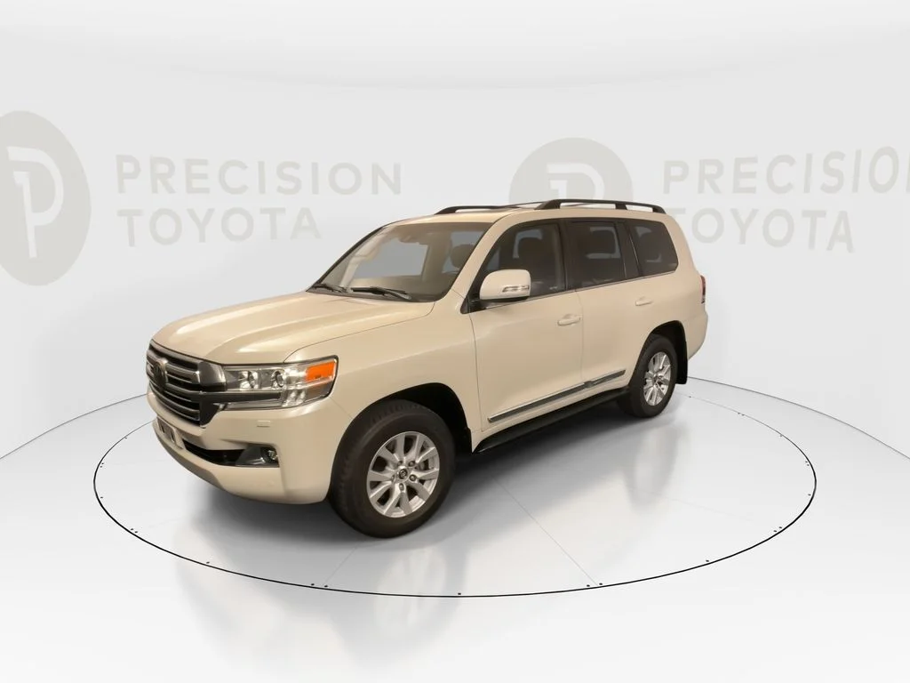 Used 2019 Blizzard Pearl Toyota Base image 8