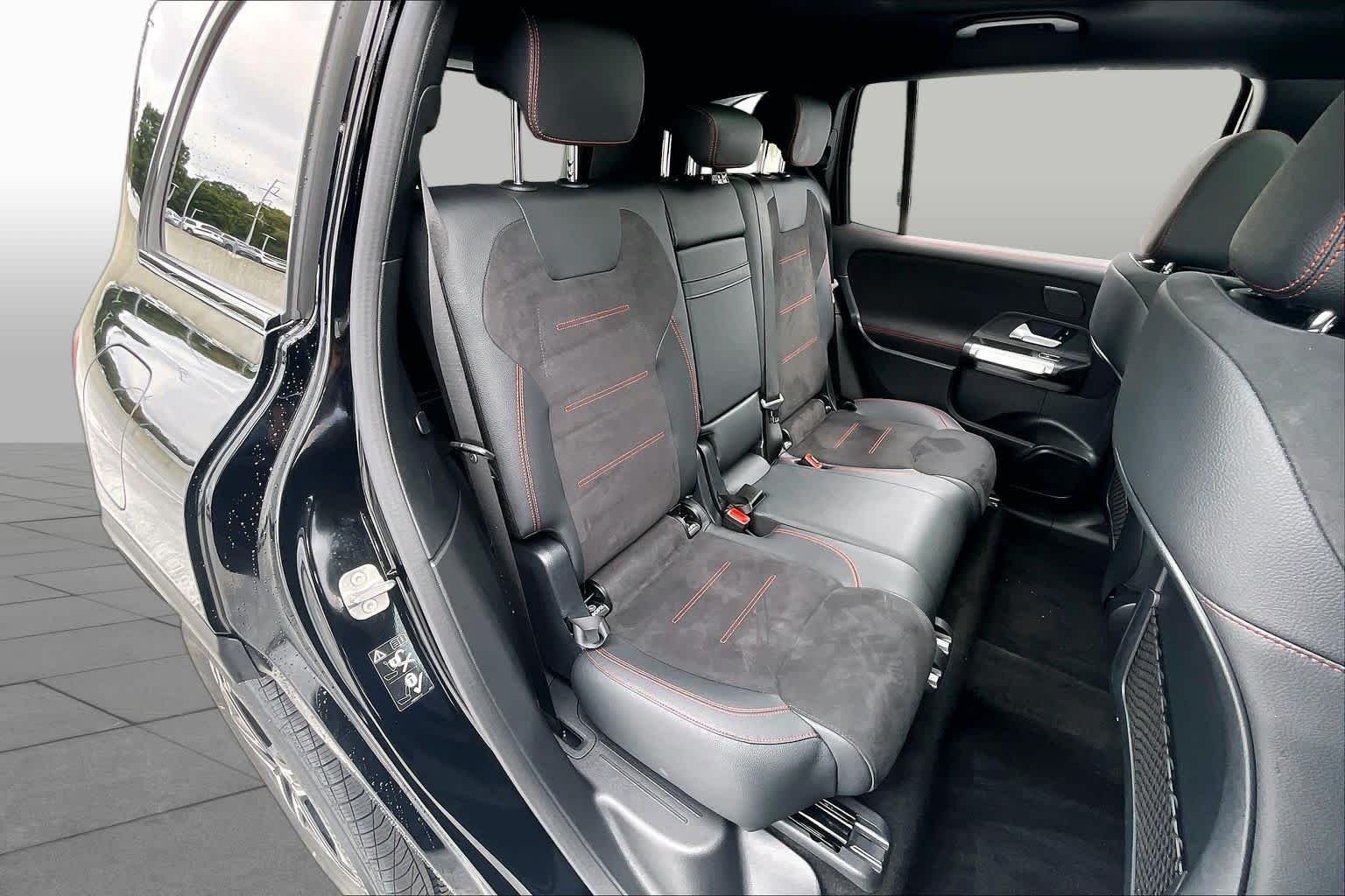 Used 2024 Night Black Mercedes-Benz EQB 250+ image 18
