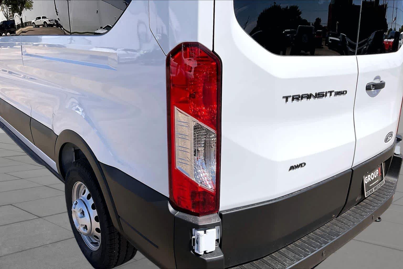 New 2026 Oxford White Ford Passenger Van XL image 14