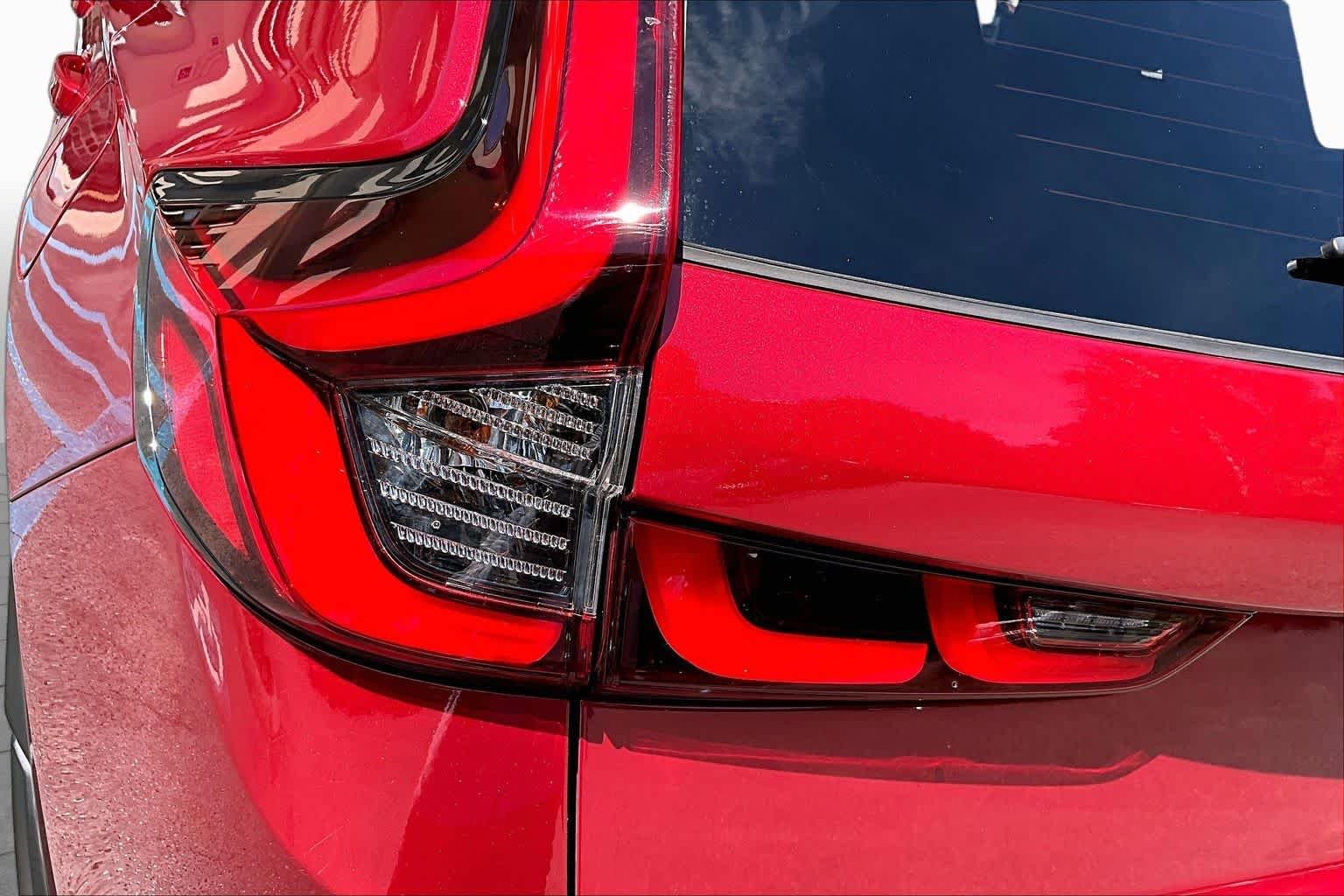 Used 2024 Radiant Red Metallic Honda EX-L image 29