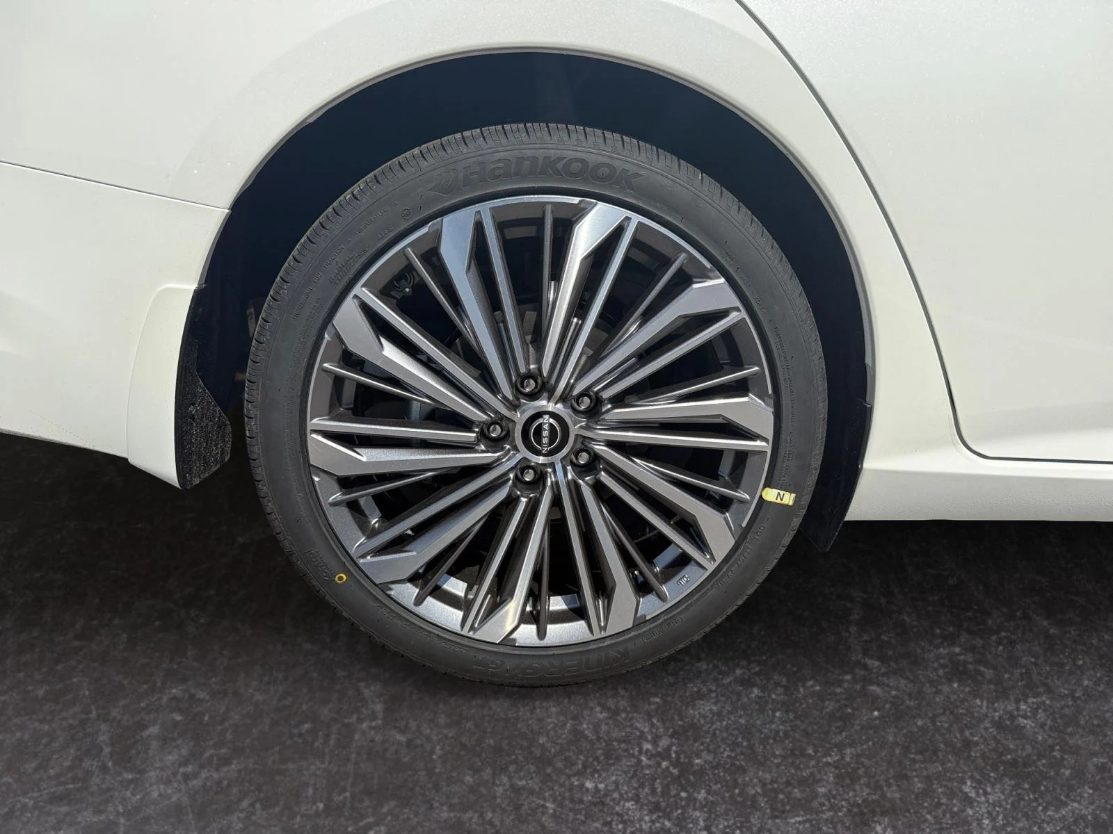 New 2026 Pearl White Tricoat Nissan SV image 29