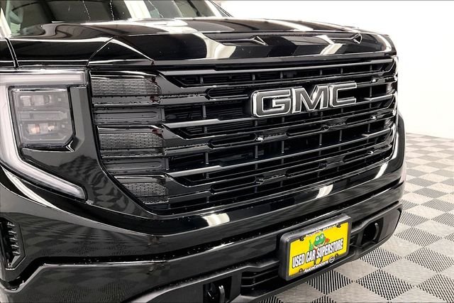 Used 2026 Onyx Black GMC Elevation image 32
