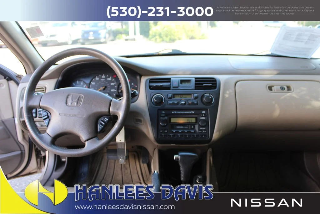 Used 2001 Gold Honda EX-L image 18